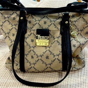 JUICY COUTURE Shoulderbag-Gold tone Hardware-cloth material-Good preloved condit